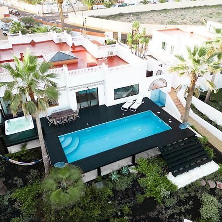 Villa Los Flamencos By Veaco- Beachfront & Pool Коральео Экстерьер фото