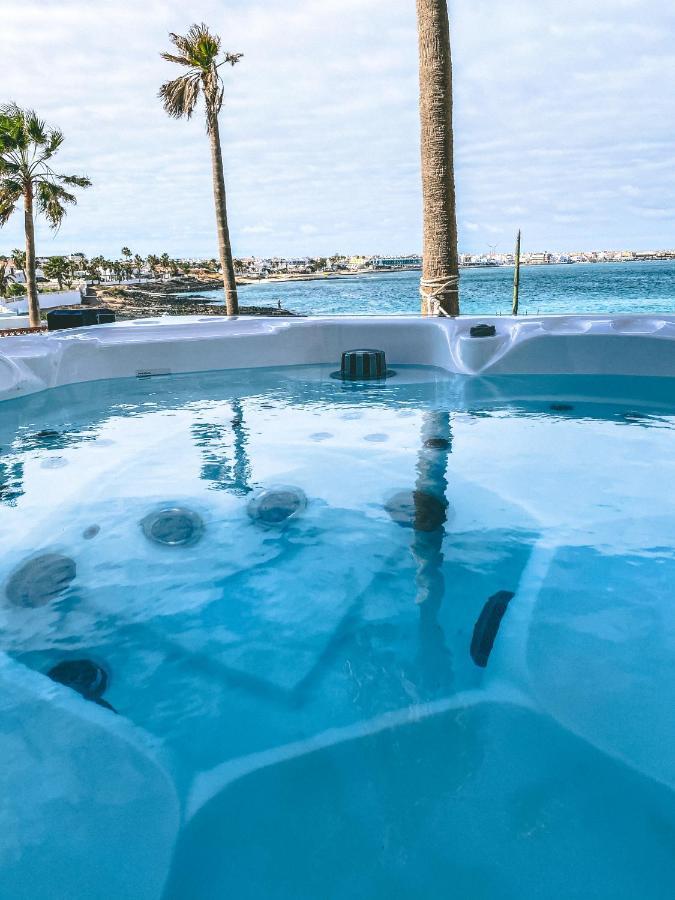Villa Los Flamencos By Veaco- Beachfront & Pool Коральео Экстерьер фото